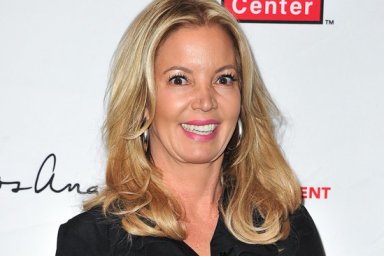 jeanie buss