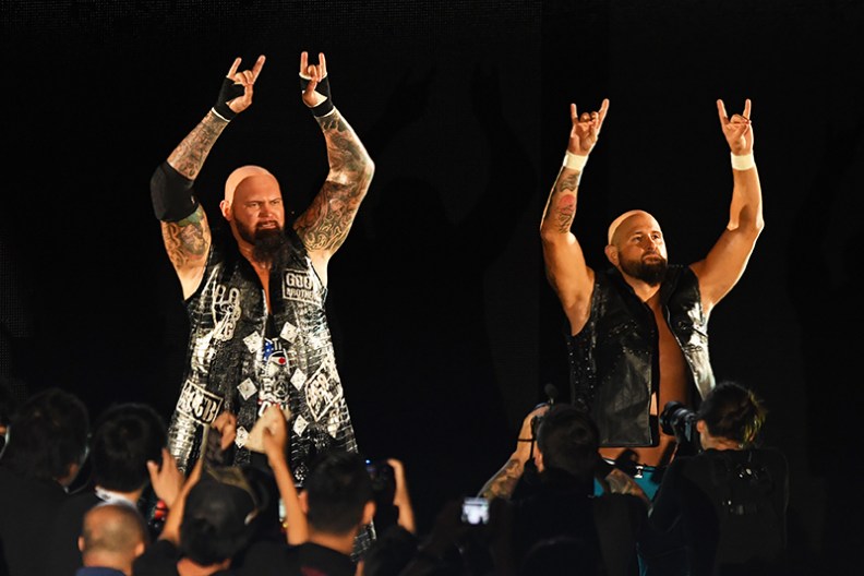 WWE RAW Karl Anderson Luke Gallows