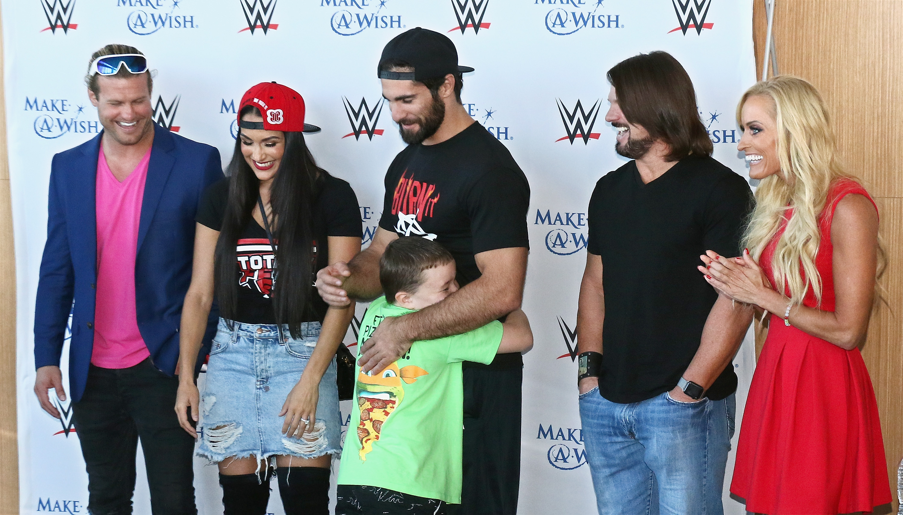 Superstars Attend Make-A-Wish Event