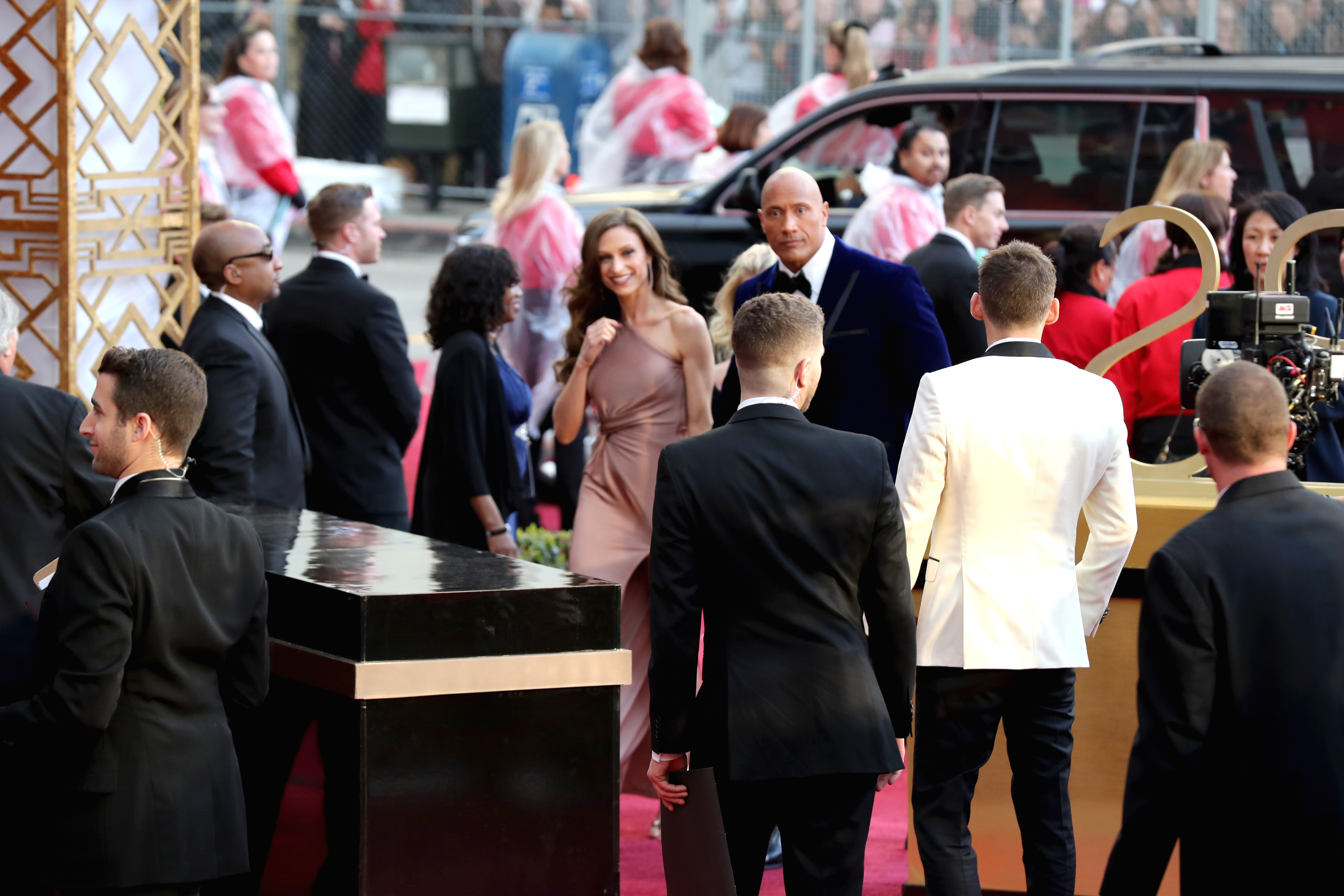 Dwayne Johnson Oscars Red Carpet 2017 #4