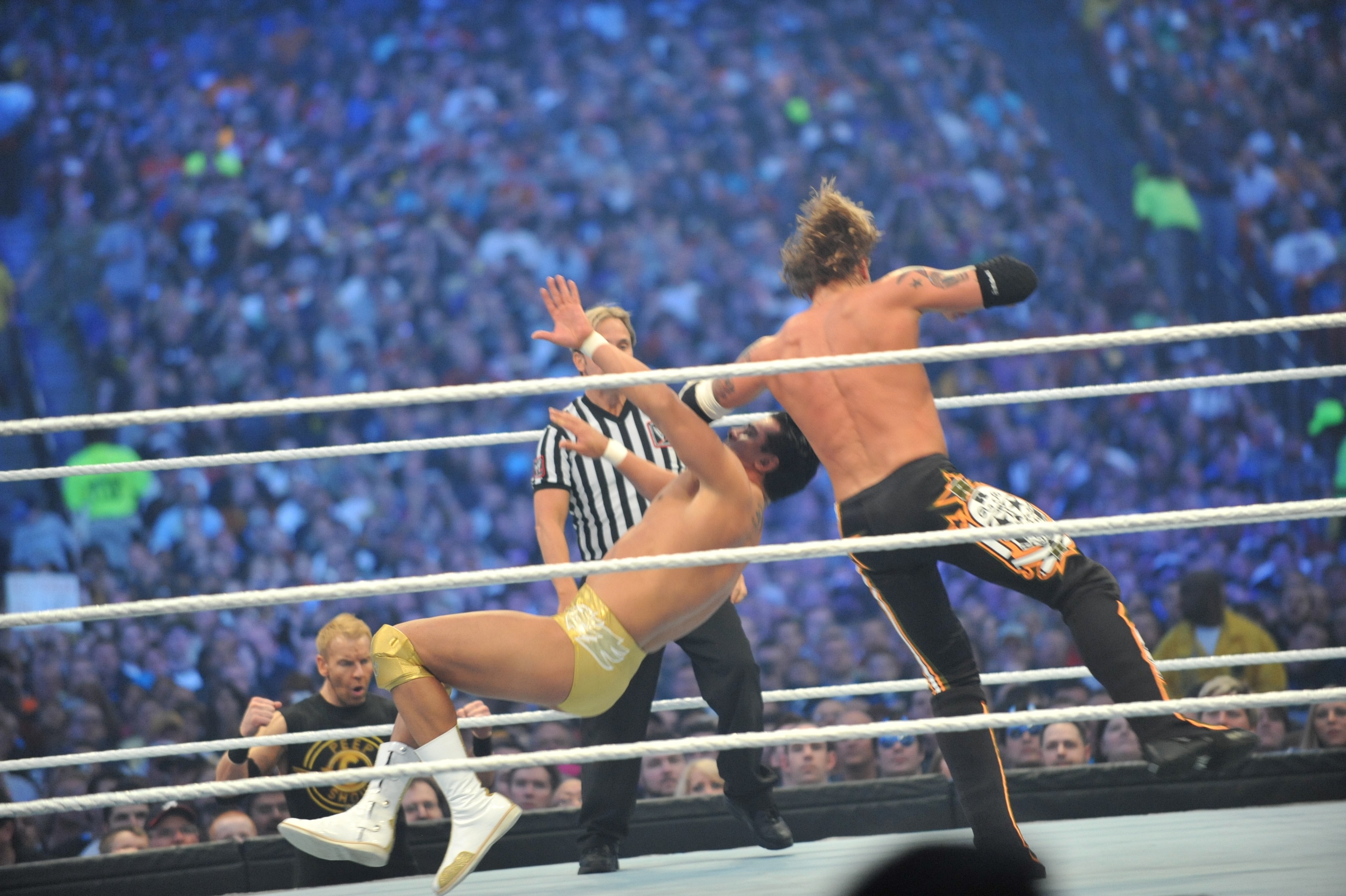 Edge vs Alberto Del Rio