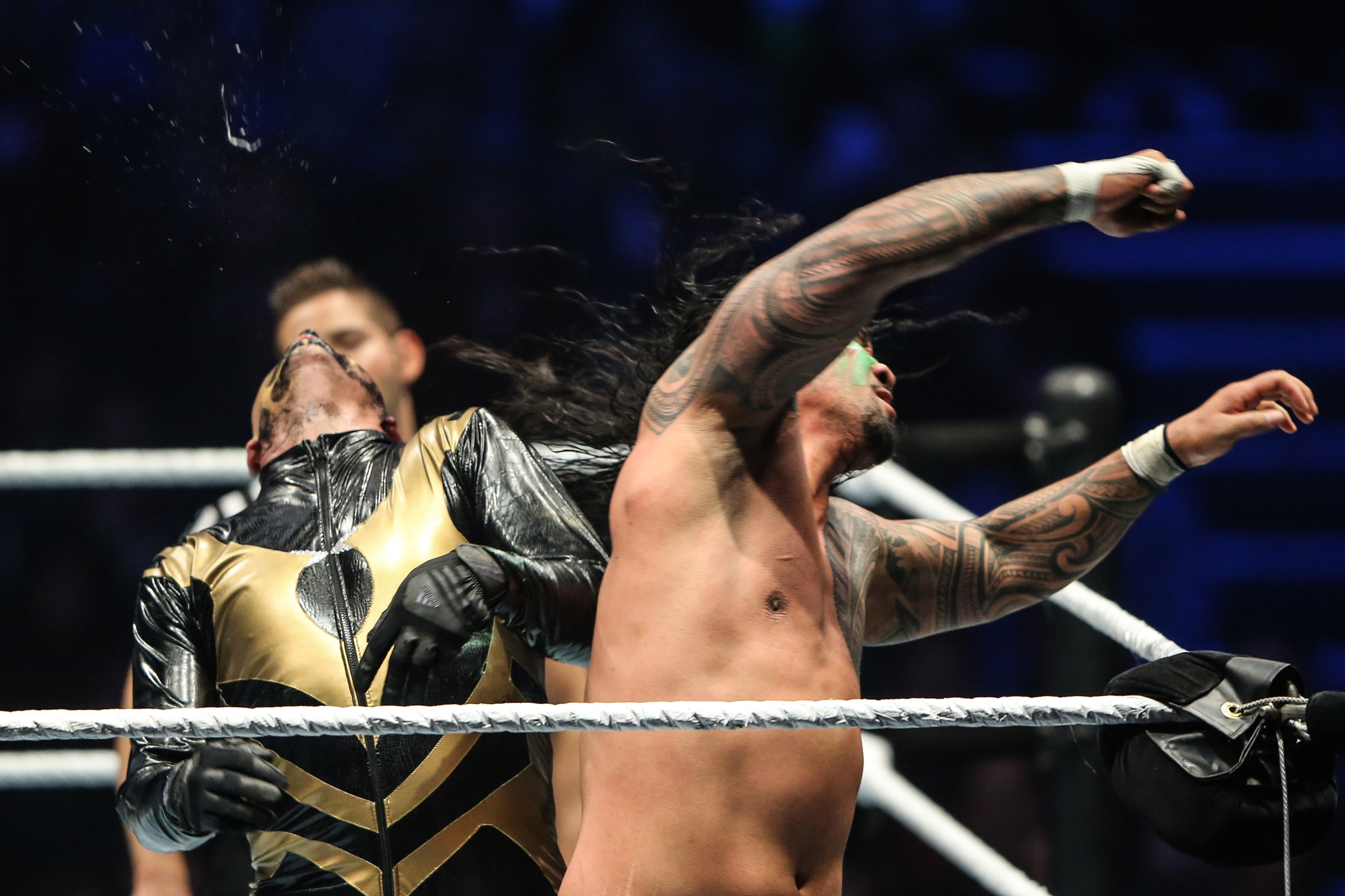 Goldust & Stardust vs The Usos