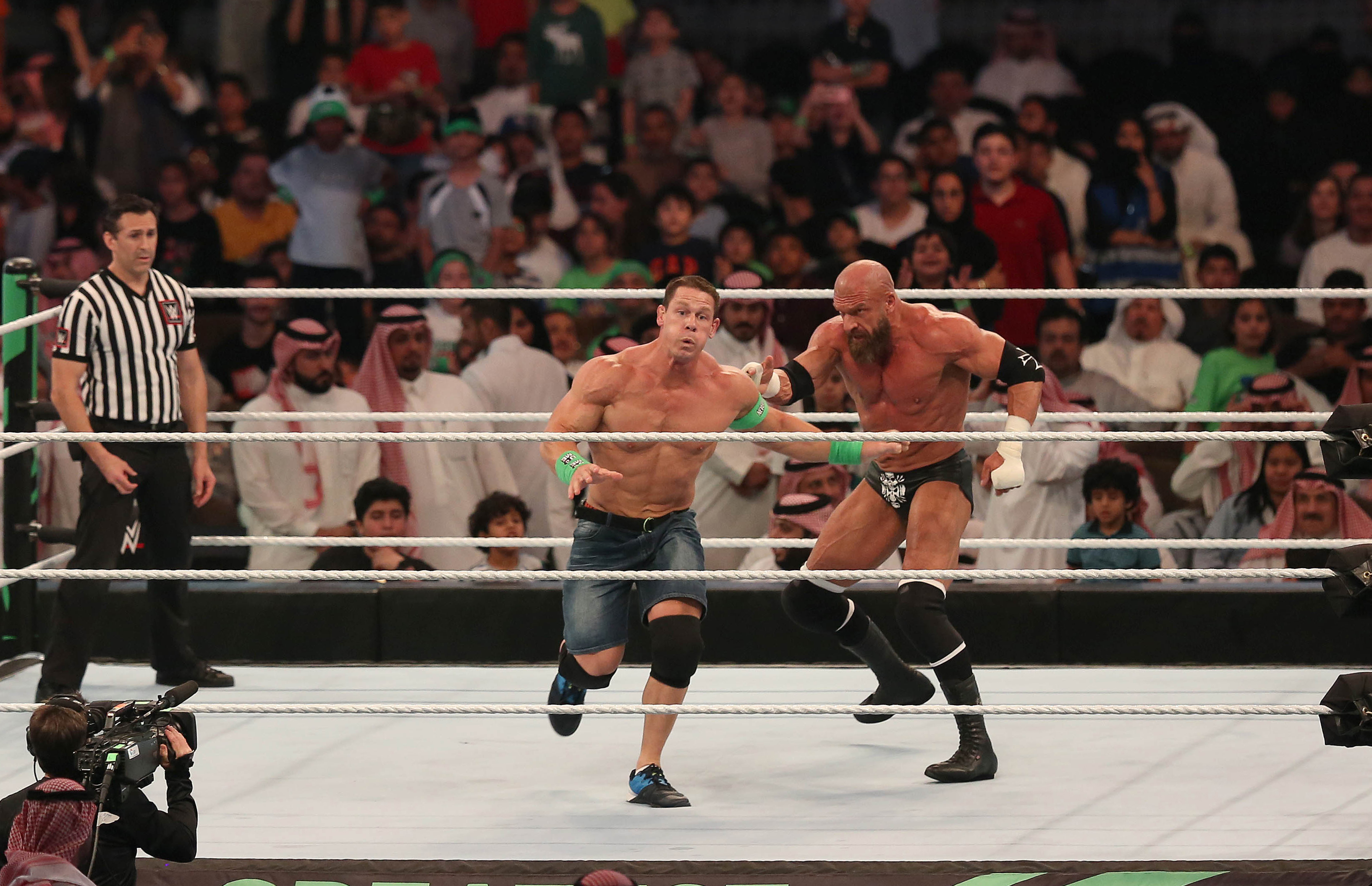 John Cena v Triple H