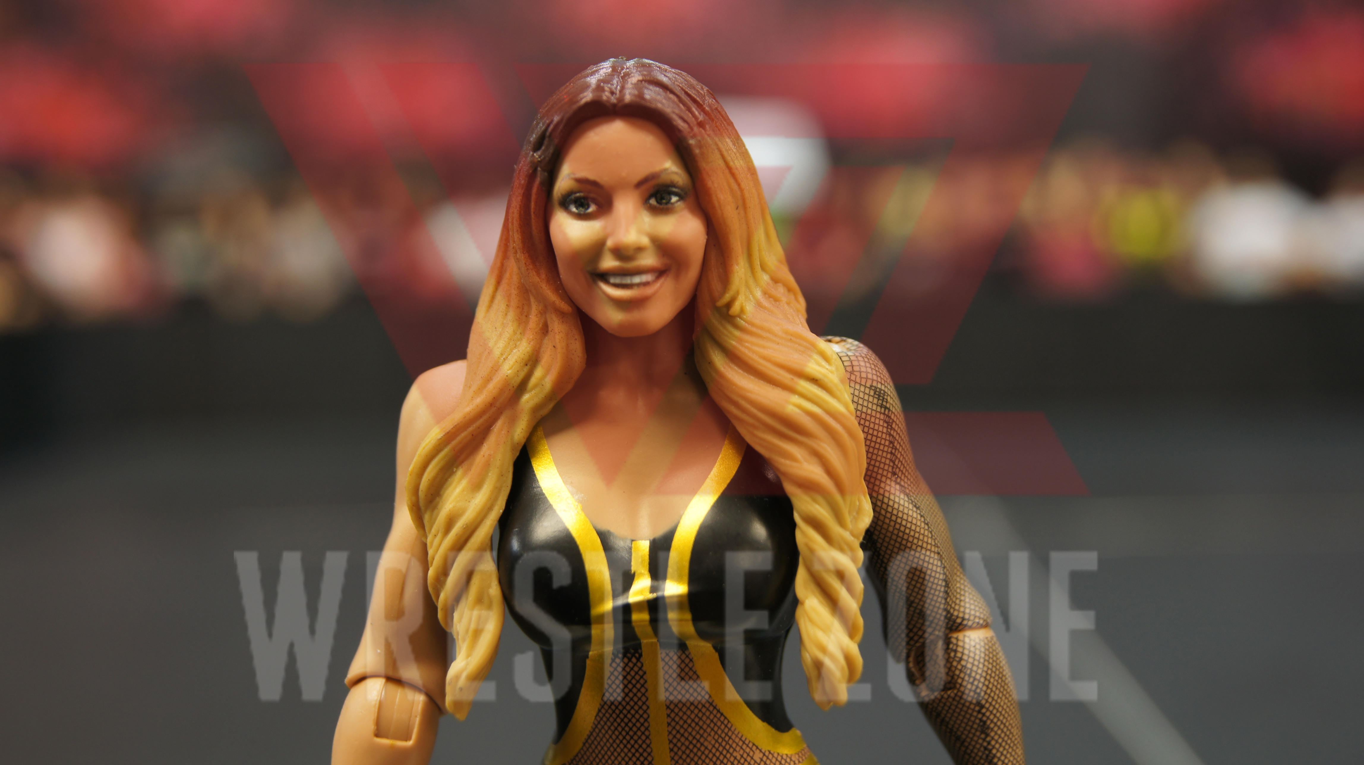 Wz_wwe_battlepacks64_trish_lita_v