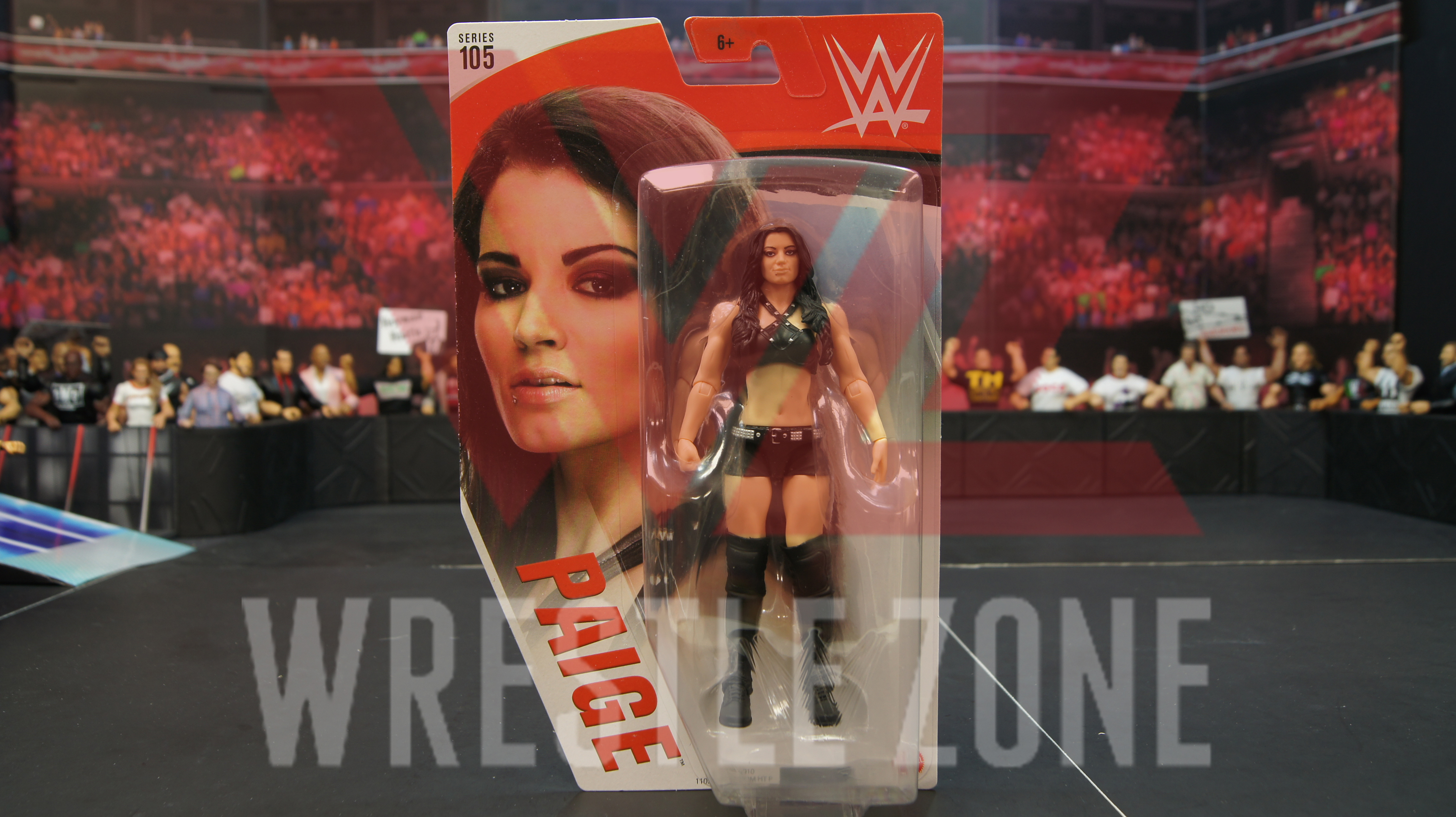 Wwe_series105_paige_a