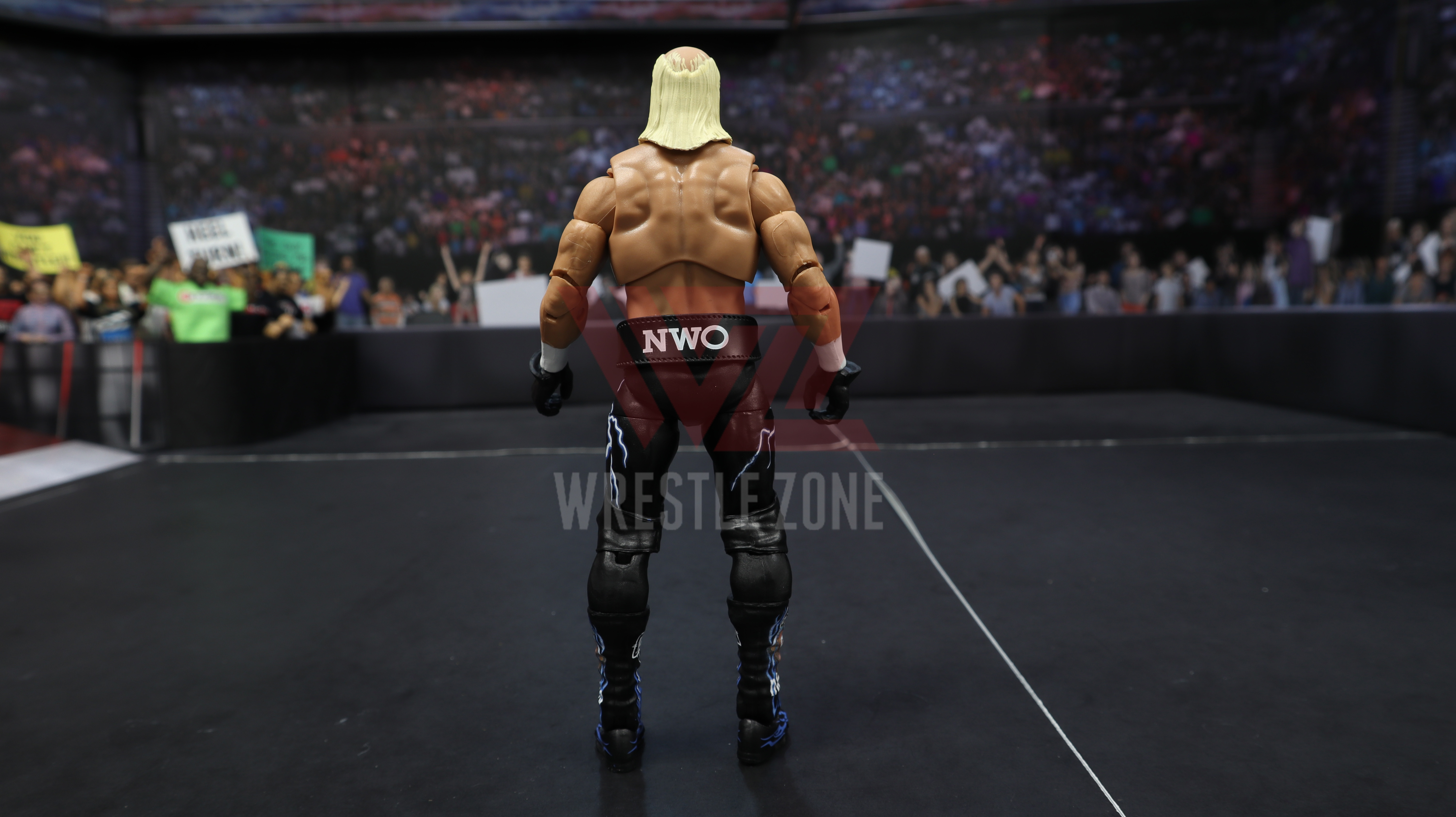 Wz_wwe_ultimate7_hogan_20201202_1891