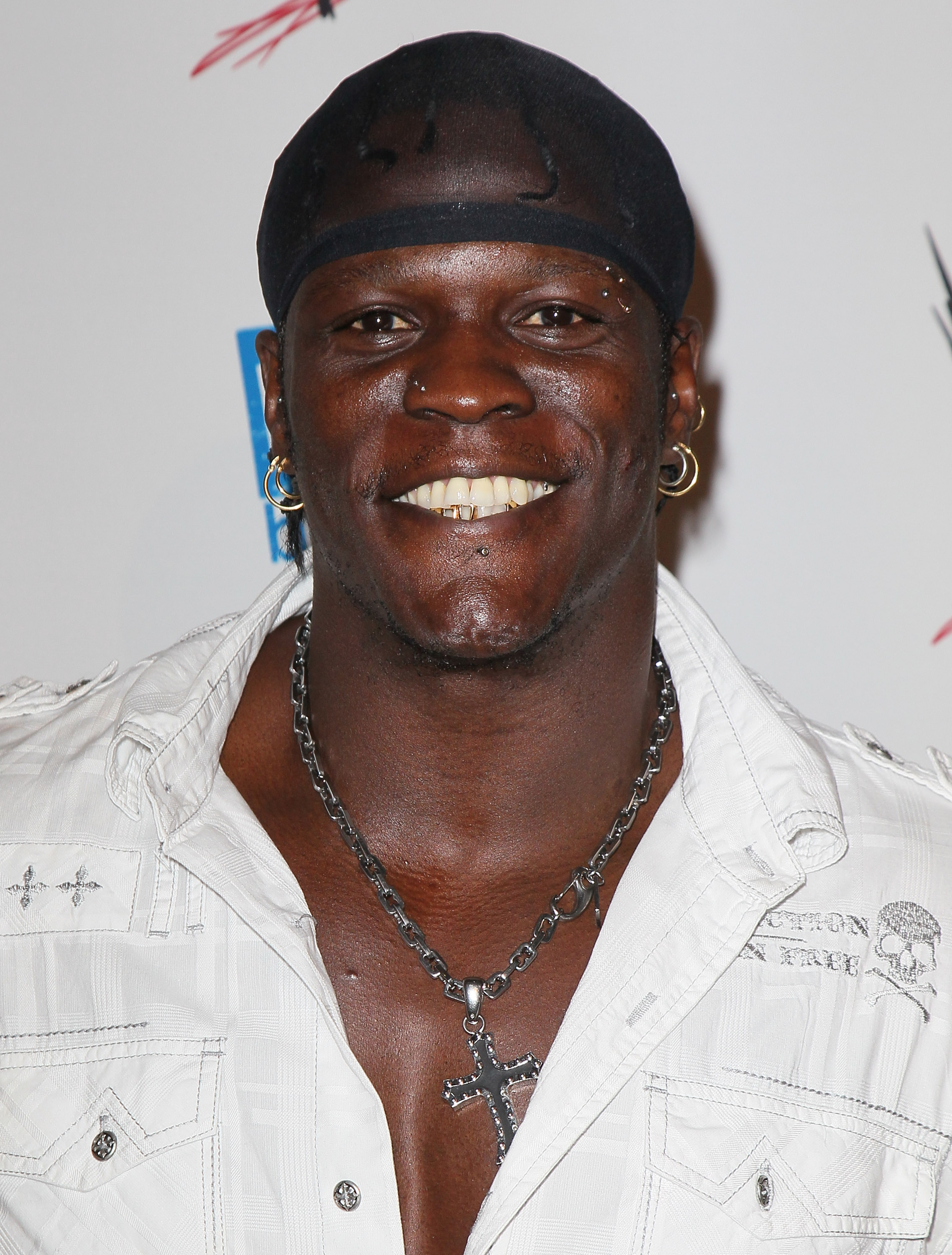 R Truth