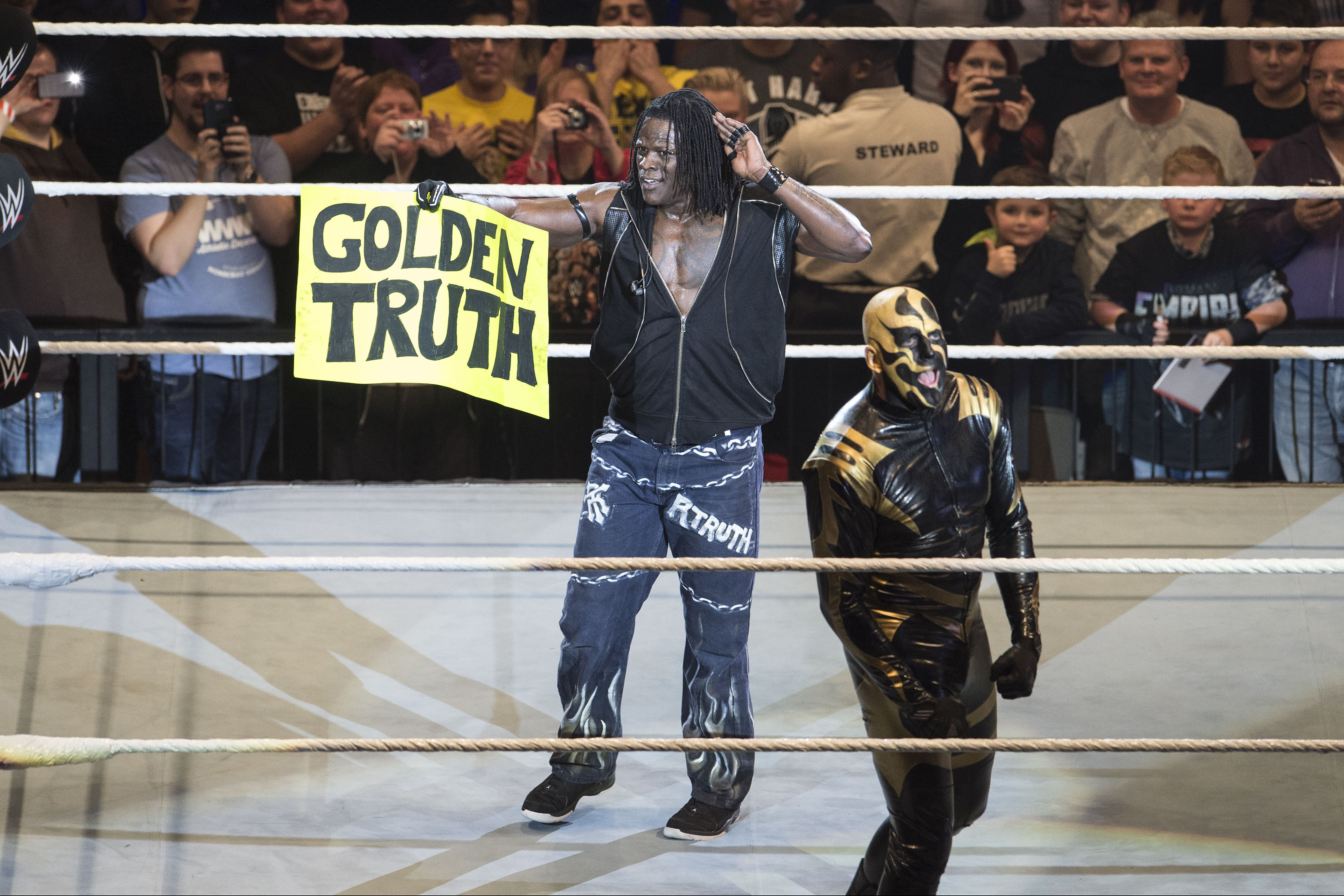 R Truth