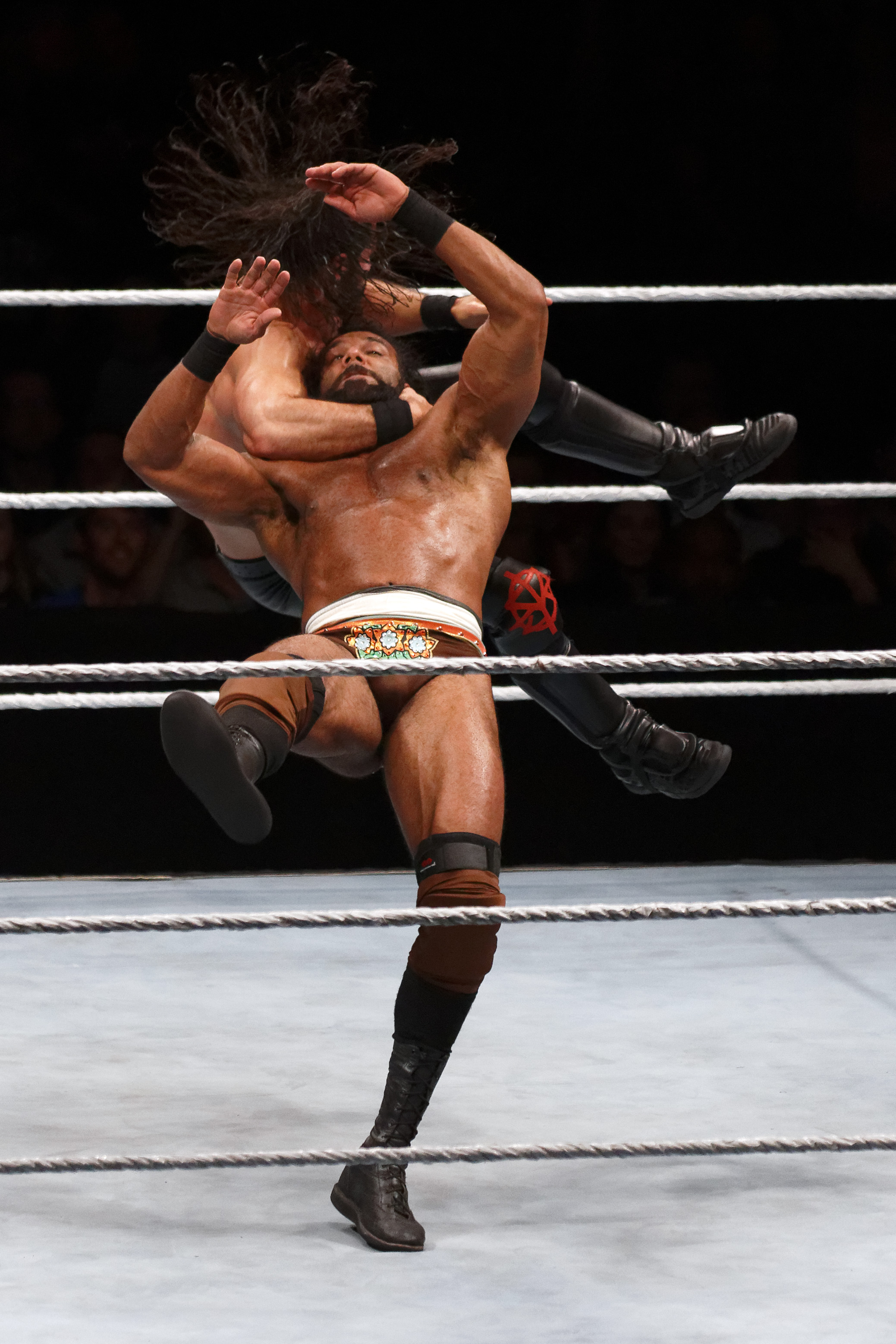 Seth Rollins vs Jinder Mahal