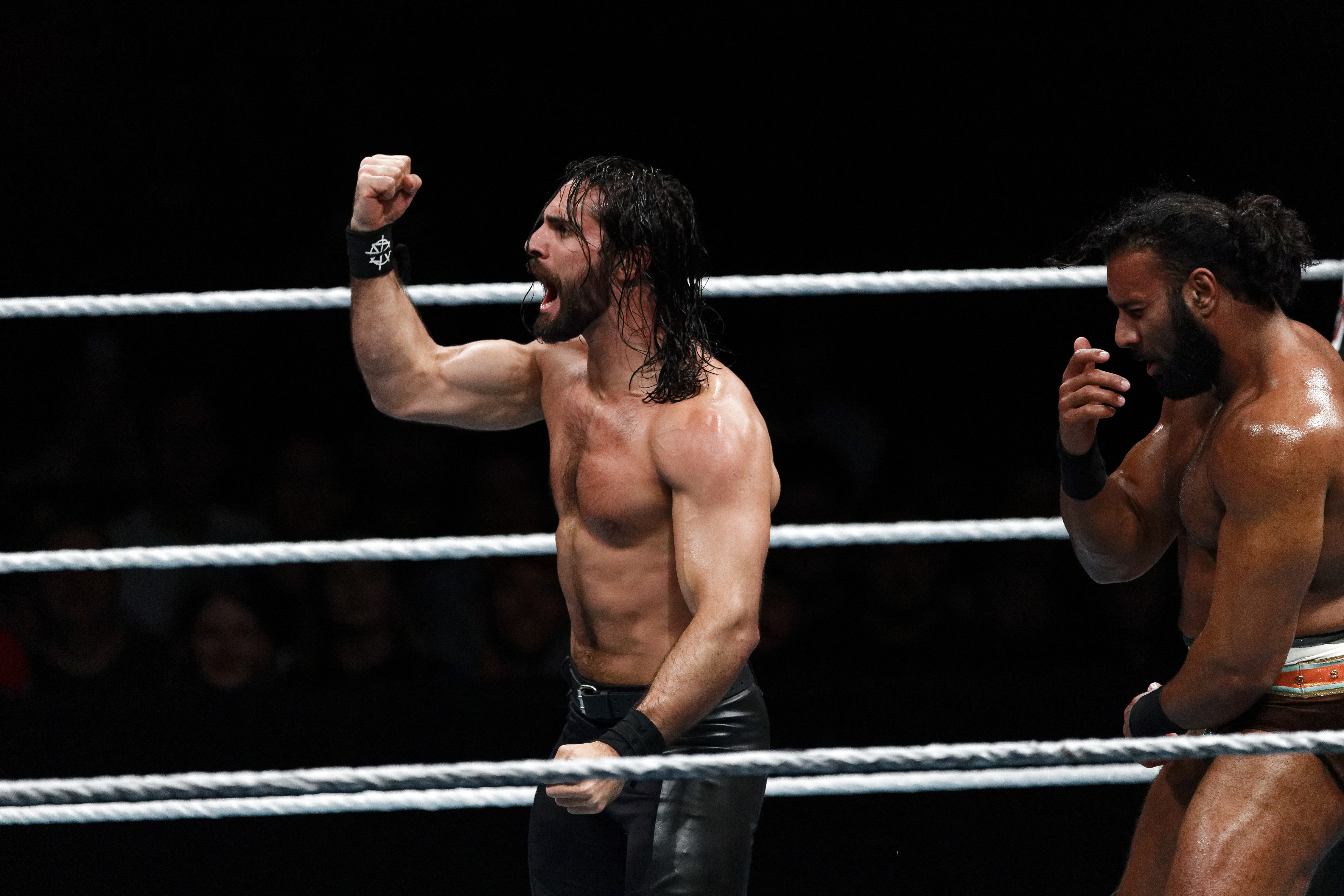 Seth Rollins vs Jinder Mahal