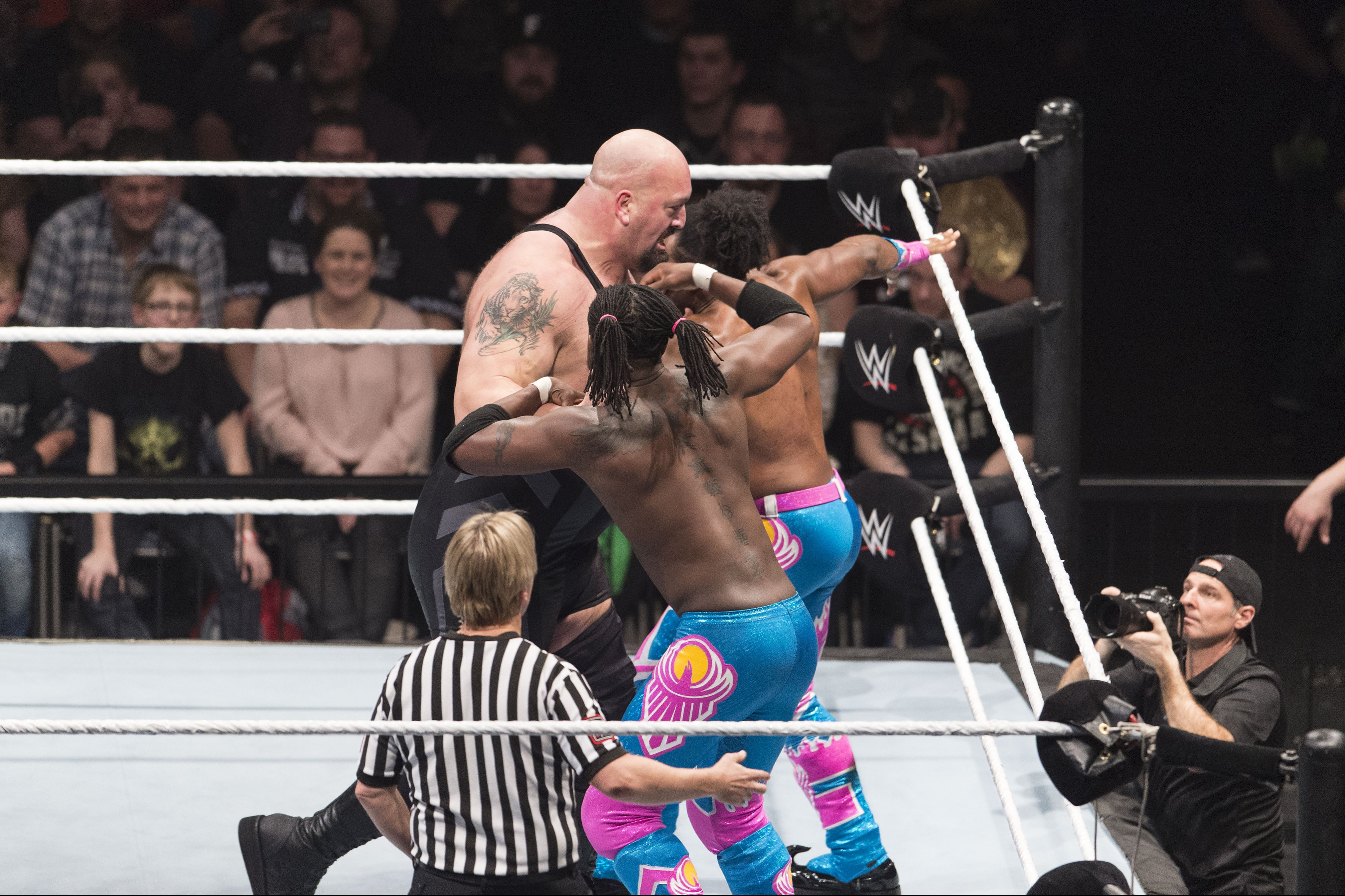 The New Day v The Big Show & Usos