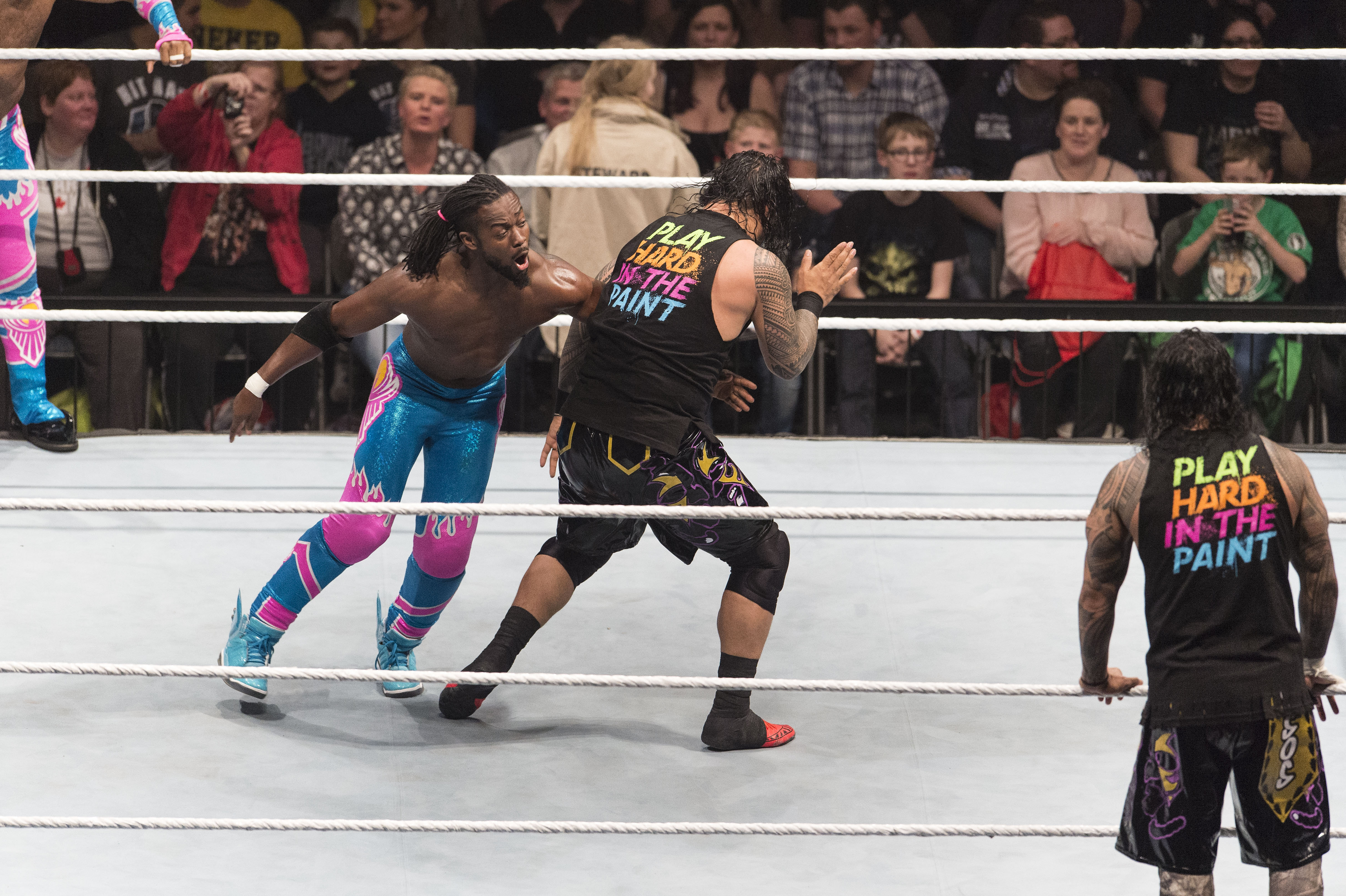 The New Day v The Big Show & Usos