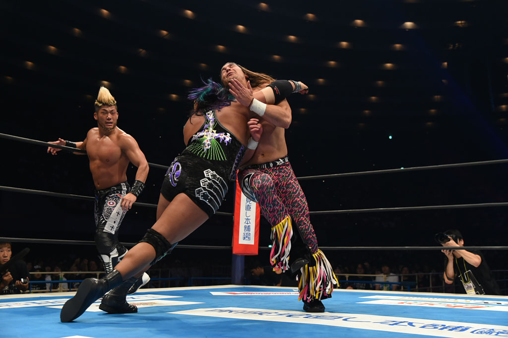 The Young Bucks v LIJ's EVIL & Sanada