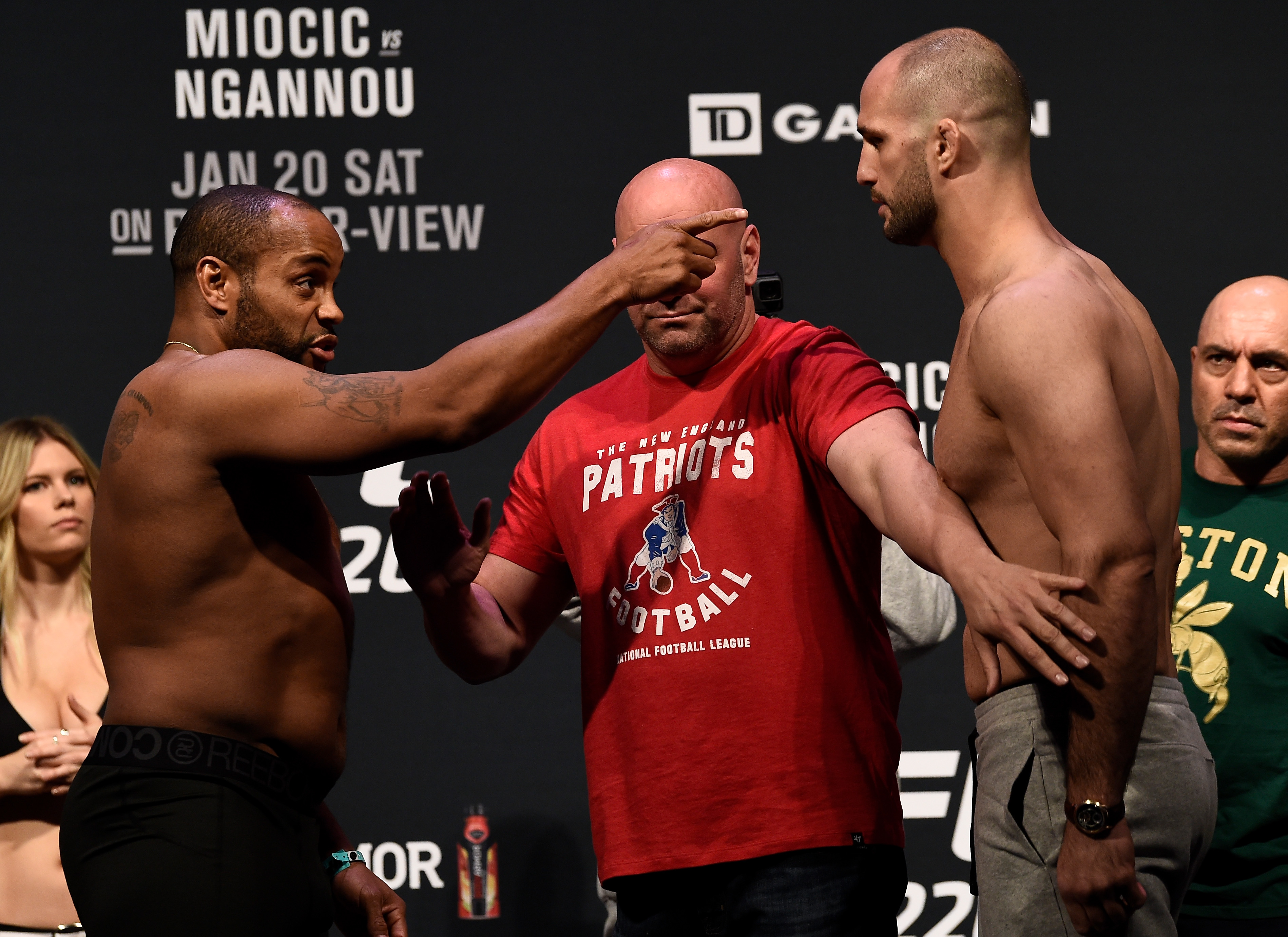 UFC 220 Weigh-Ins