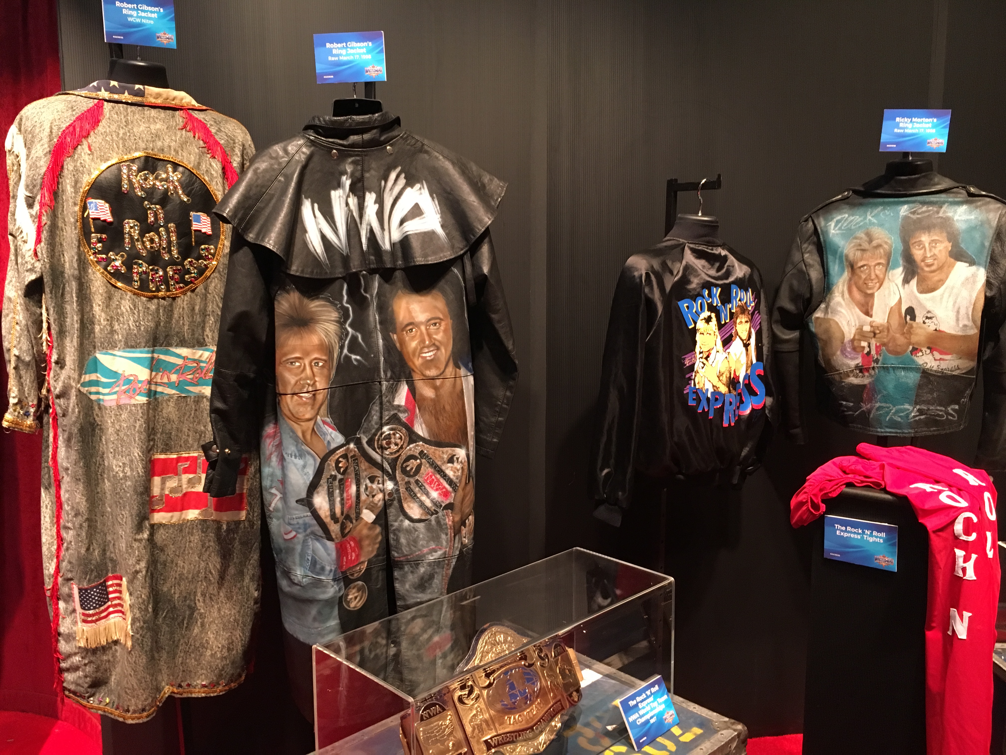 Rock-n-Roll Express Display