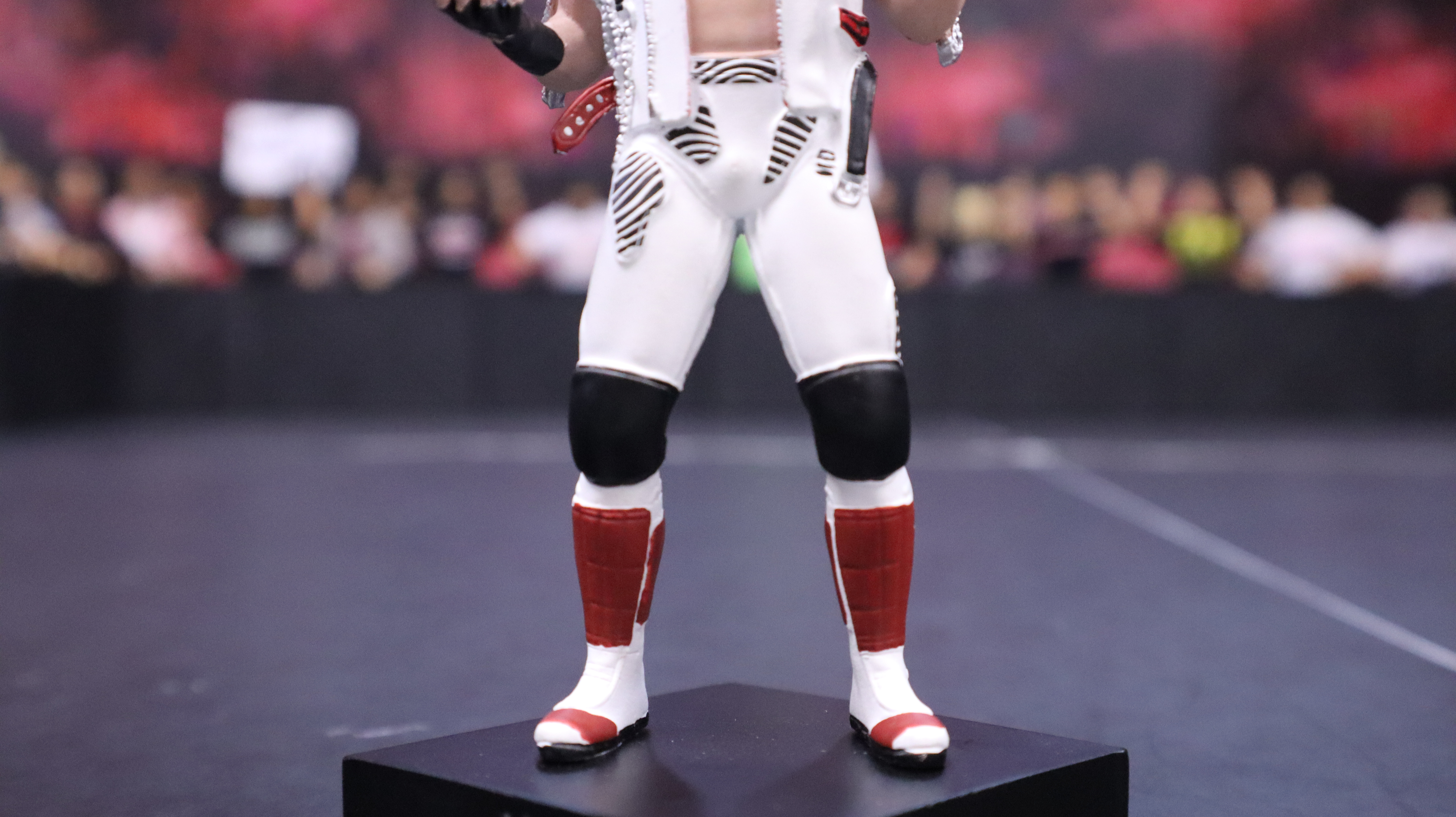 Wz_wwe_herocollector_hbk_n